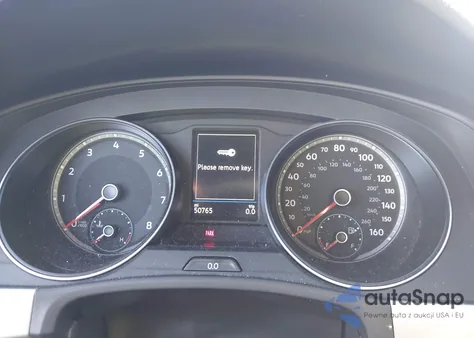 2021 Volkswagen Atlas Cross Sport 2.0T S z USA, uszkodzony, nr VIN 1V2AC2CA9MC237584